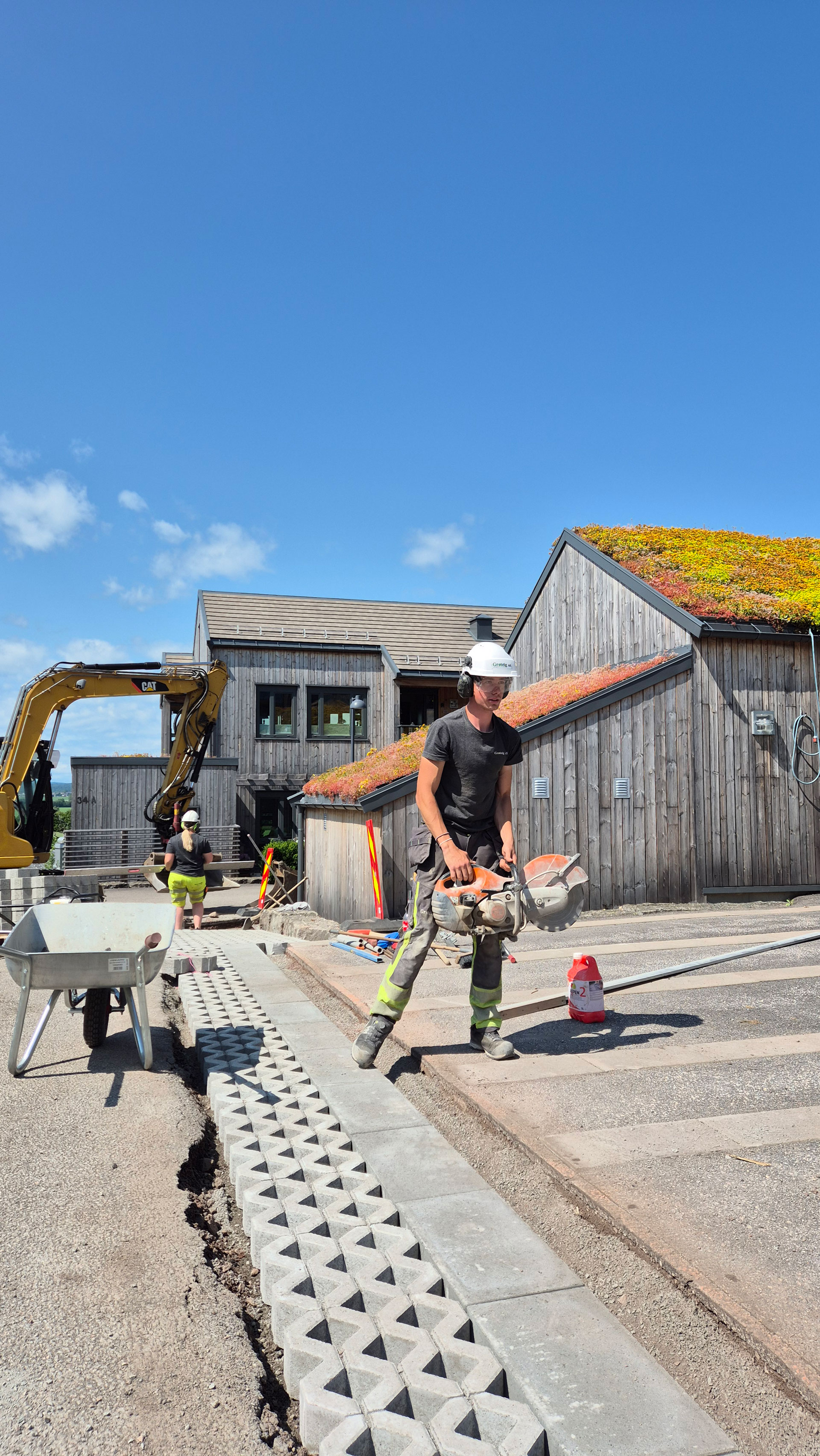 Gressarmering etableres